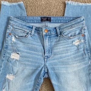 Abercrombie & Fitch Light Wash Jeans
